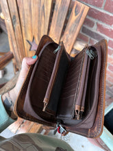 Load image into Gallery viewer, Vaquero Cowhide Organizer/Crossbody