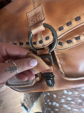 Load image into Gallery viewer, Bandera Saddle Hobo Bag