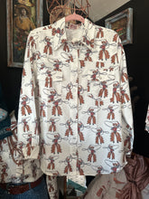 Load image into Gallery viewer, Howdy Hanny Long Sleeve Pearl Snap
