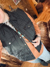 Load image into Gallery viewer, Black Quilted Vest

