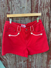 Load image into Gallery viewer, Howdy Hanny Shorts
