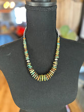 Load image into Gallery viewer, Graduated turquoise necklace
