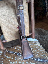 Load image into Gallery viewer, Cowhide Bailey Bag
