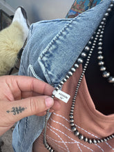 Load image into Gallery viewer, 72&quot; Navajo Pearl Necklace
