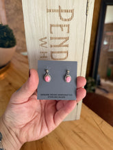 Load image into Gallery viewer, Pink Conch Earrings
