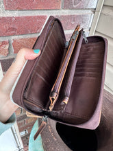 Load image into Gallery viewer, Vaquero Cowhide Wallet/Organizer
