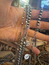 Load image into Gallery viewer, Navajo Pearl Necklaces
