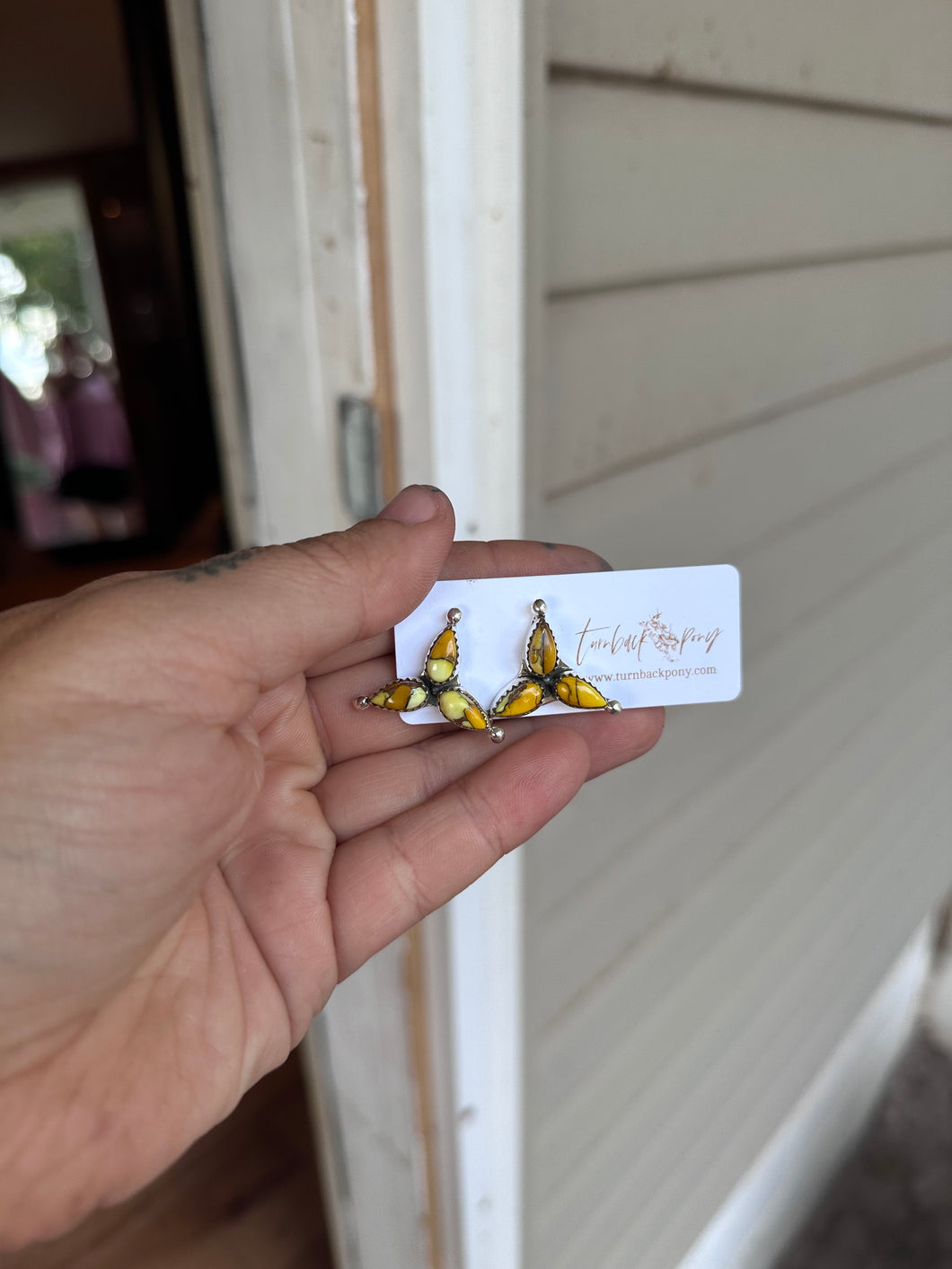 Corydalis Post Earrings
