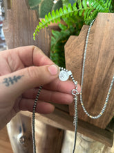 Load image into Gallery viewer, Triple Pendant 3mm Navajo Pearl Necklace
