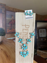 Load image into Gallery viewer, Whitewater Lariat

