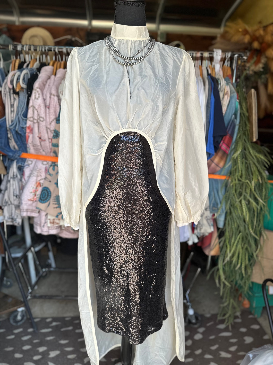 Bubble Sleeve Hi-Lo Tunic