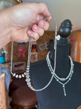 Load image into Gallery viewer, Navajo Pearl Necklaces
