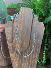 Load image into Gallery viewer, 16&quot; Silver &amp; Copper Navajo Pearls
