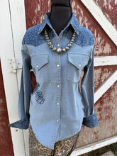 Load image into Gallery viewer, Rodeo Quincy Pearl Snap
