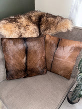 Load image into Gallery viewer, Goat Fur Pillows 18&quot;
