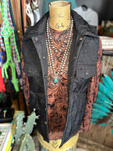Load image into Gallery viewer, Black Quilted Vest
