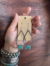 Load image into Gallery viewer, Navajo Pearl Teardrop Earrings
