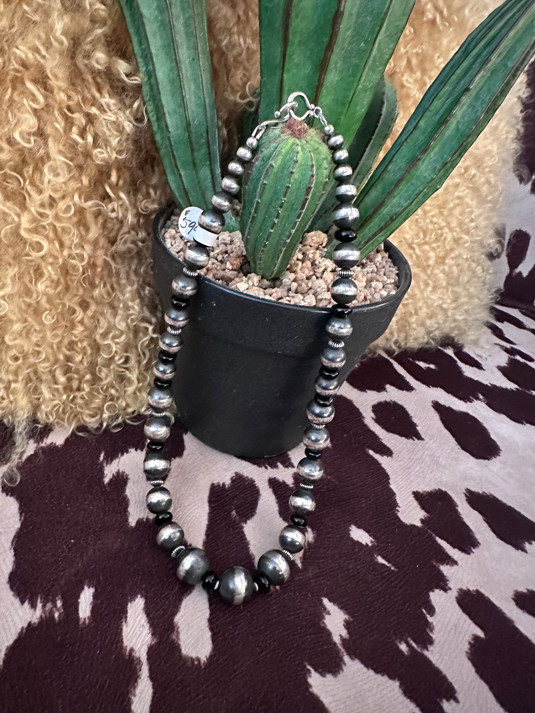 Navajo Pearl & Black Onyx Necklace