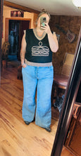 Load image into Gallery viewer, Boot Stitch Sweater Vest
