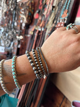 Load image into Gallery viewer, Stretchy Navajo Pearl Bracelets
