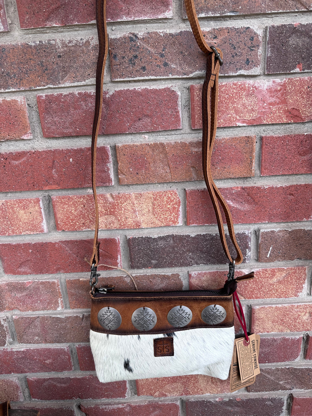 Vaquero Cowhide Crossbody