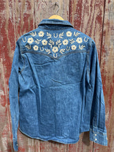 Load image into Gallery viewer, Rodeo Quincy Denim Pearl Snap
