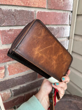 Load image into Gallery viewer, Vaquero Cowhide Wallet/Organizer
