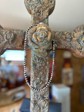 Load image into Gallery viewer, 18&quot; 6mm Navajo Pearl &amp; Pink Conch Necklace
