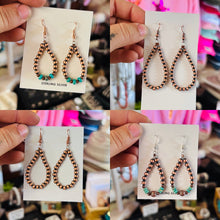 Load image into Gallery viewer, Copper Pearl Teardrop Earrings

