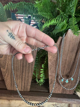 Load image into Gallery viewer, 18&quot; Graduated Navajo Pearl &amp; Gold
