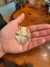 Load image into Gallery viewer, Old Pawn Basket Pin
