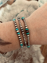 Load image into Gallery viewer, Navajo Pearl Bracelets
