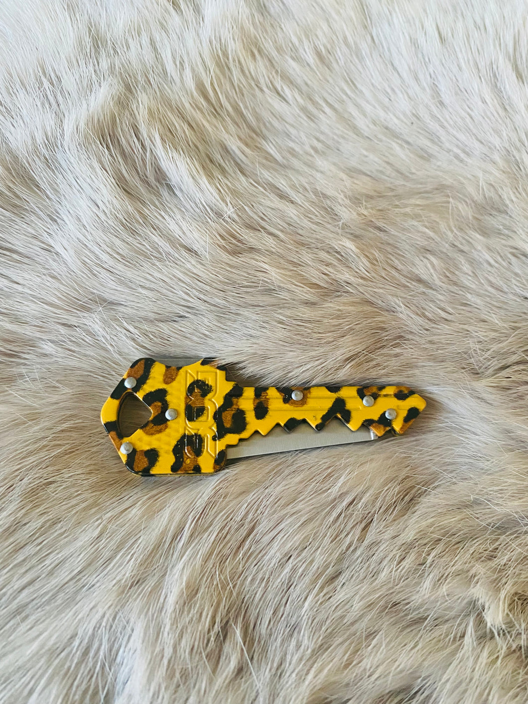 Cheetah Keychain Knife